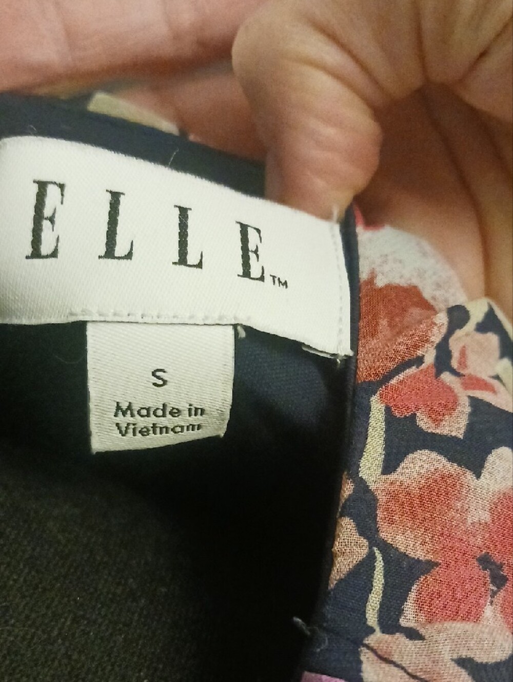 Elle Navy Floral V-Neck Flutter Sleeve Midi Dress - Picture 2 of 7